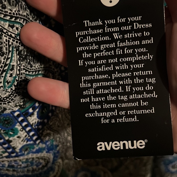 Do not fit. Pretty long sleeve dinner dress - Picture 3 of 4